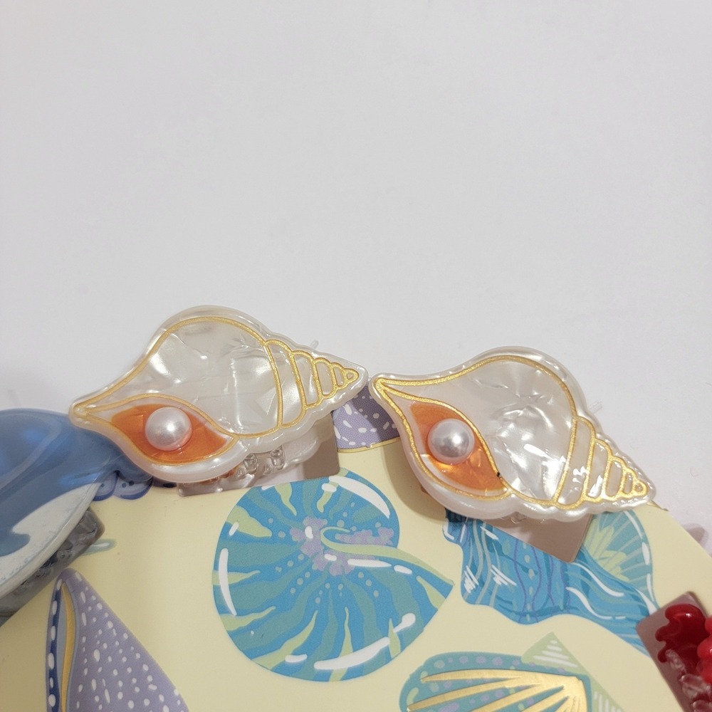 Piper K Ocean Sea Life Mini Hair Claw Clips Dolphins Crabs Starfish Shells 10 Pc - Picture 3 of 7